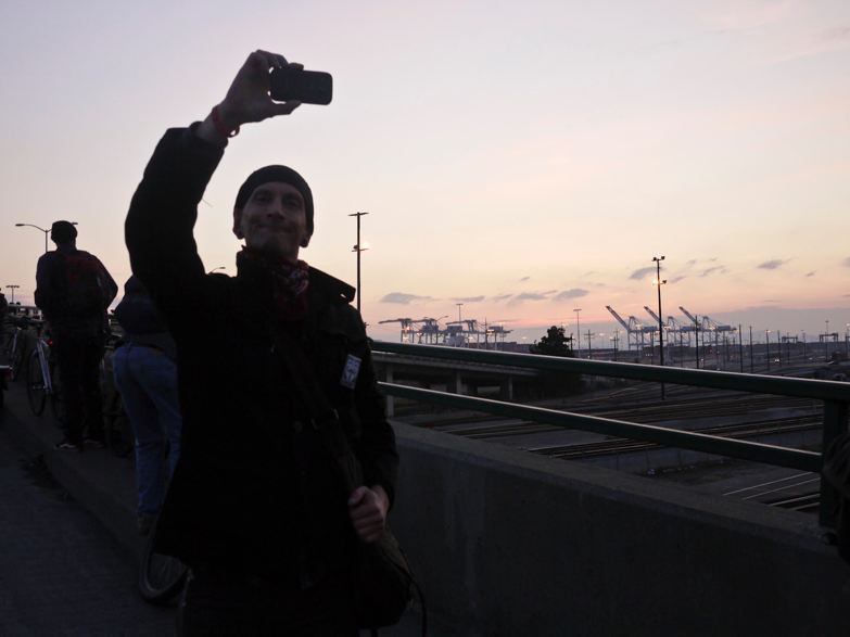 photographer on the bridge