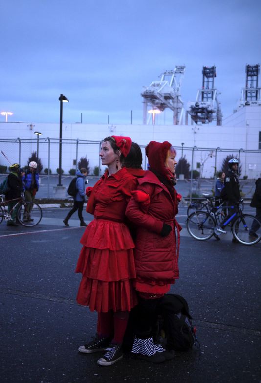 red solidarity trio